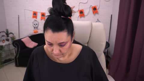 Snapshot of valeryrosseee chatting on November 2025 07:44:02 AM Valery online show from November 2025 07:44:02 AM