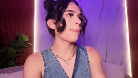 Snapshot of valerysofia_vg chatting on May 2026 07:11:01 PM valerysofia_vg online show from May 2026 07:11:01 PM