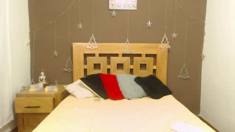 Sofia online show from December 2024 01:36:02 AM