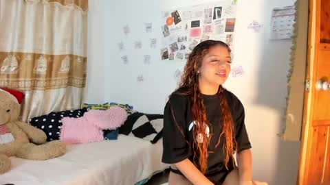 VALIENTE  online show from January 2025 02:37:01 AM