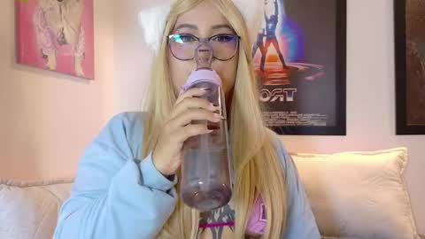 Snapshot of valkiria_moore chatting on April 2026 10:29:02 PM Valkiria moore online show from April 2026 10:29:02 PM