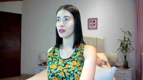 Snapshot of vallejo_macarena chatting on March 2025 01:21:01 AM Macarena online show from March 2025 01:21:01 AM