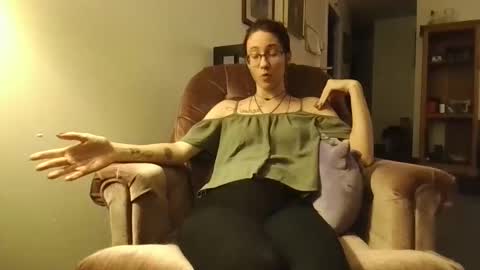 Snapshot of valleriestarr chatting on December 2024 06:08:02 AM Vallerie Starr online show from December 2024 06:08:02 AM