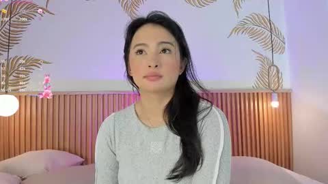 Snapshot of valleriie_ chatting on February 2026 03:27:02 PM valleriie_ online show from February 2026 03:27:02 PM