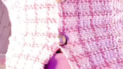 Vallolet Peach  online show from July 2026 12:09:01 PM