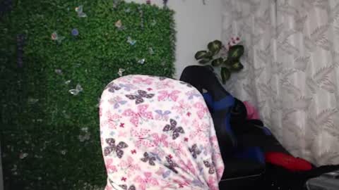 Snapshot of valquiria_sirgun chatting on June 2026 09:36:02 AM valquiria_sirgun online show from June 2026 09:36:02 AM