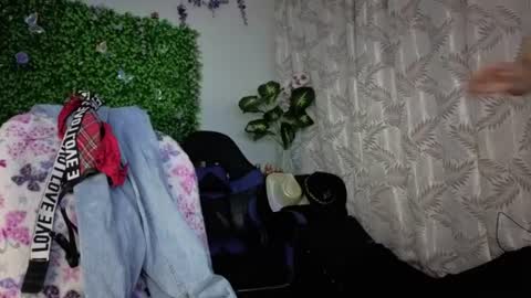 Snapshot of valquiria_sirgun chatting on July 2026 09:23:01 AM valquiria_sirgun online show from July 2026 09:23:01 AM