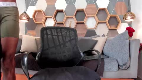 valtorkane online show from September 2025 11:54:01 AM