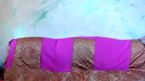 valentina online show from March 2025 12:47:01 PM