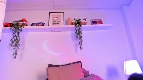 Snapshot of vampgyal chatting on November 2025 10:12:01 PM vamp online show from November 2025 10:12:01 PM