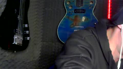 Snapshot of vampireathome chatting on February 2025 07:23:01 AM vampireathome online show from February 2025 07:23:01 AM