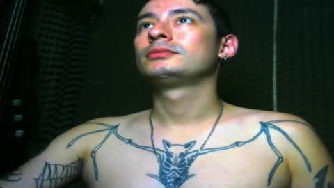 Snapshot of vampireathome chatting on March 2025 03:41:01 AM vampireathome online show from March 2025 03:41:01 AM