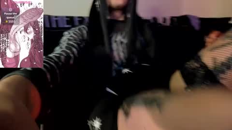 david guzman i model independenthelp me with a thumbs up online show from March 2026 03:55:01 AM