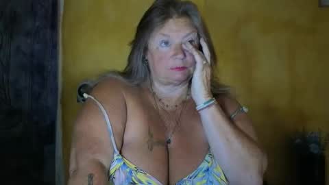 vampwoman online show from May 2026 08:09:01 AM