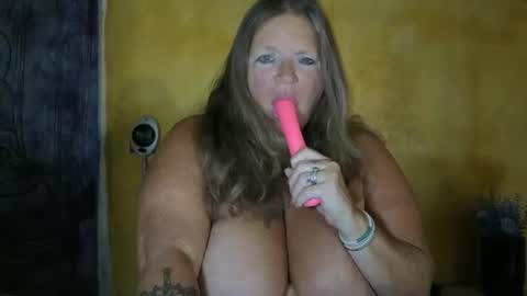 vampwoman online show from May 2026 08:32:01 AM
