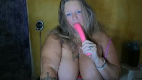 vampwoman online show from June 2026 06:27:02 AM