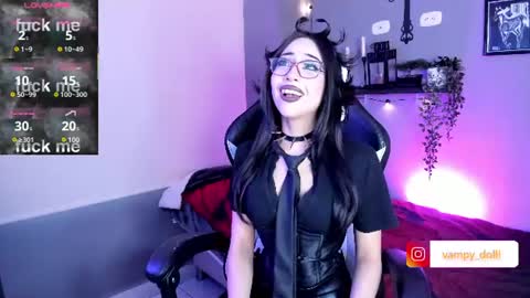 Snapshot of vampy_dolll chatting on June 2026 09:57:01 PM vampy_dolll online show from June 2026 09:57:01 PM