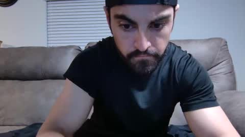 Snapshot of vampz888 chatting on November 2025 12:21:01 AM HUNG LATINO 888 bigcock fit athletic latino online show from November 2025 12:21:01 AM