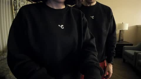 vanessa online show from November 2025 02:54:01 AM