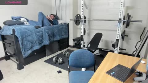 Snapshot of vandal2021 chatting on January 2025 02:00:02 AM Vandal2021 online show from January 2025 02:00:02 AM