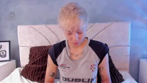 vane_grey online show from July 2026 04:59:02 PM