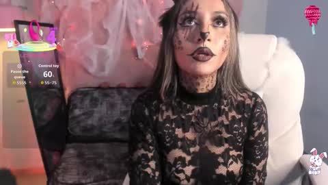 vanelope_evans_ online show from October 2025 12:50:01 PM