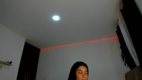 vanesa_g1 online show from June 2026 06:52:02 AM