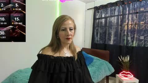 Vanesa online show from November 2025 12:49:02 PM
