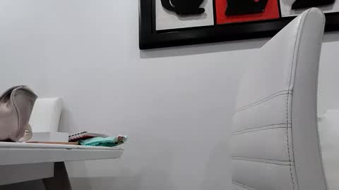 Snapshot of vanesam chatting on January 2026 11:12:01 AM vanessa and samantha online show from January 2026 11:12:01 AM