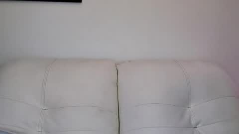 vanessa and samantha online show from June 2026 04:32:02 AM