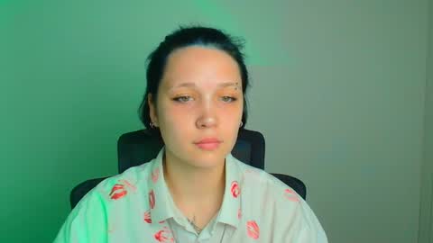 Vanessa online show from May 2026 07:05:01 AM