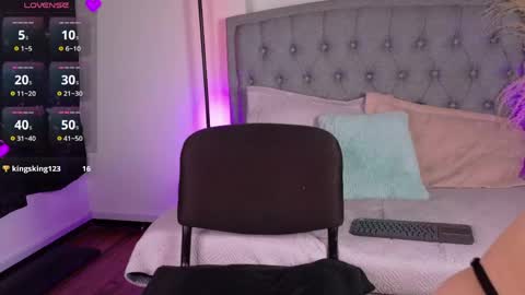 vanessa_mejiia online show from April 2026 04:35:01 AM