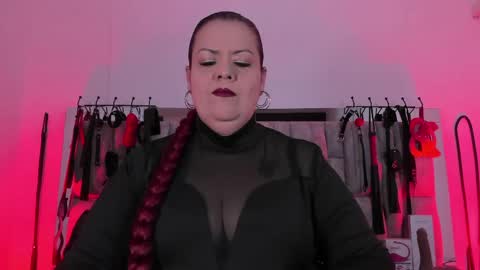 Vanessa online show from May 2026 12:23:01 PM