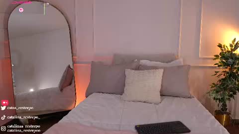 vanessa sexxy online show from June 2026 01:39:01 AM