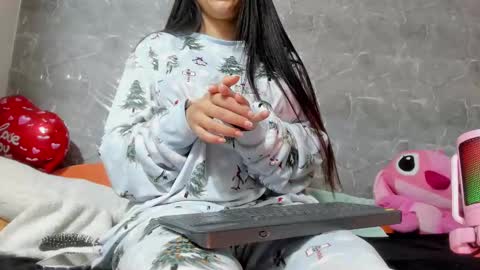 vanessaadol online show from February 2025 09:11:01 AM