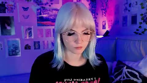 Vanessa online show from July 2026 07:39:01 PM