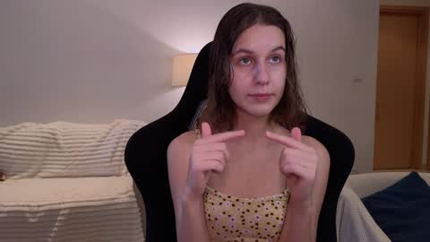 Snapshot of vanessabayer chatting on January 2025 04:08:01 AM vanessa online show from January 2025 04:08:01 AM