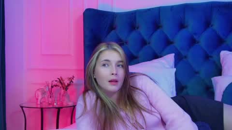 Snapshot of vanessacelesti chatting on May 2026 07:19:02 PM Vanessa online show from May 2026 07:19:02 PM