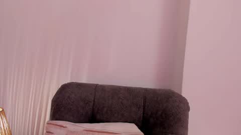 Snapshot of vanessajohnsonn chatting on May 2026 10:04:02 PM vanessajohnsonn online show from May 2026 10:04:02 PM