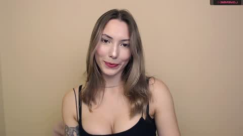 Snapshot of vanessakim_ chatting on December 2024 07:03:02 PM Vanessa online show from December 2024 07:03:02 PM