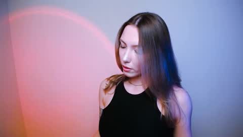 Snapshot of vanessakim_ chatting on January 2025 08:00:02 PM Vanessa online show from January 2025 08:00:02 PM