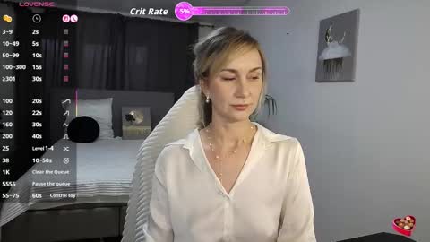 Vanessa  online show from November 2025 12:06:01 PM