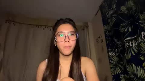 vanessam03 online show from July 2026 02:52:02 PM