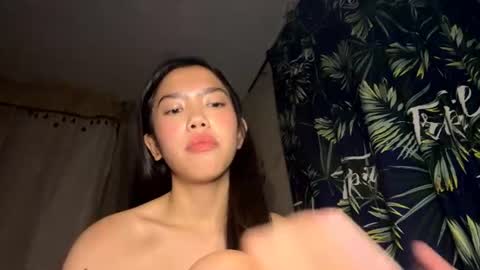 vanessam03 online show from July 2026 01:07:01 PM