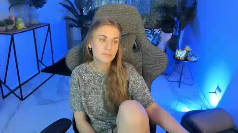 Vanessa online show from October 2025 06:26:01 AM