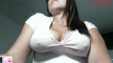 Vanesared2 online show from October 2025 01:36:02 AM