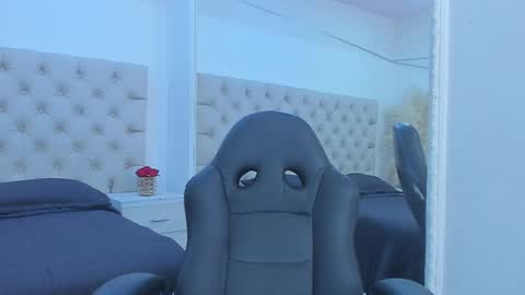 Snapshot of vanessascott_ chatting on April 2026 08:46:01 AM vanessascott_ online show from April 2026 08:46:01 AM