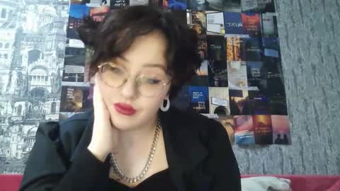 Snapshot of vanessashadow chatting on October 2025 03:47:02 PM vanessashadow online show from October 2025 03:47:02 PM