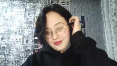 vanessashadow online show from November 2025 06:53:02 PM