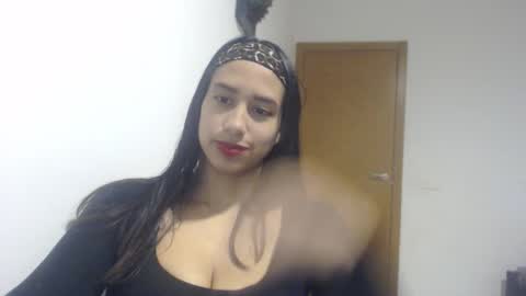 Snapshot of vaniasofia chatting on November 2025 05:01:02 PM vaniasofia online show from November 2025 05:01:02 PM